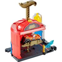 Hot Wheels Şehir Otoparkı Yangın İstasyonu Oyun Seti FRH28-FRH29
