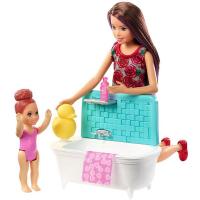 Barbie Bebek Bakıcısı Bebeği ve Aksesuarları Oyun Seti FHY97